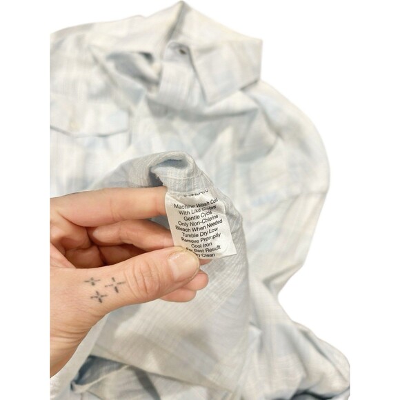 Pronto Uomo Mens Button Down Collar Shirt Blue & White Plaid Size Medium - Picture 7 of 7